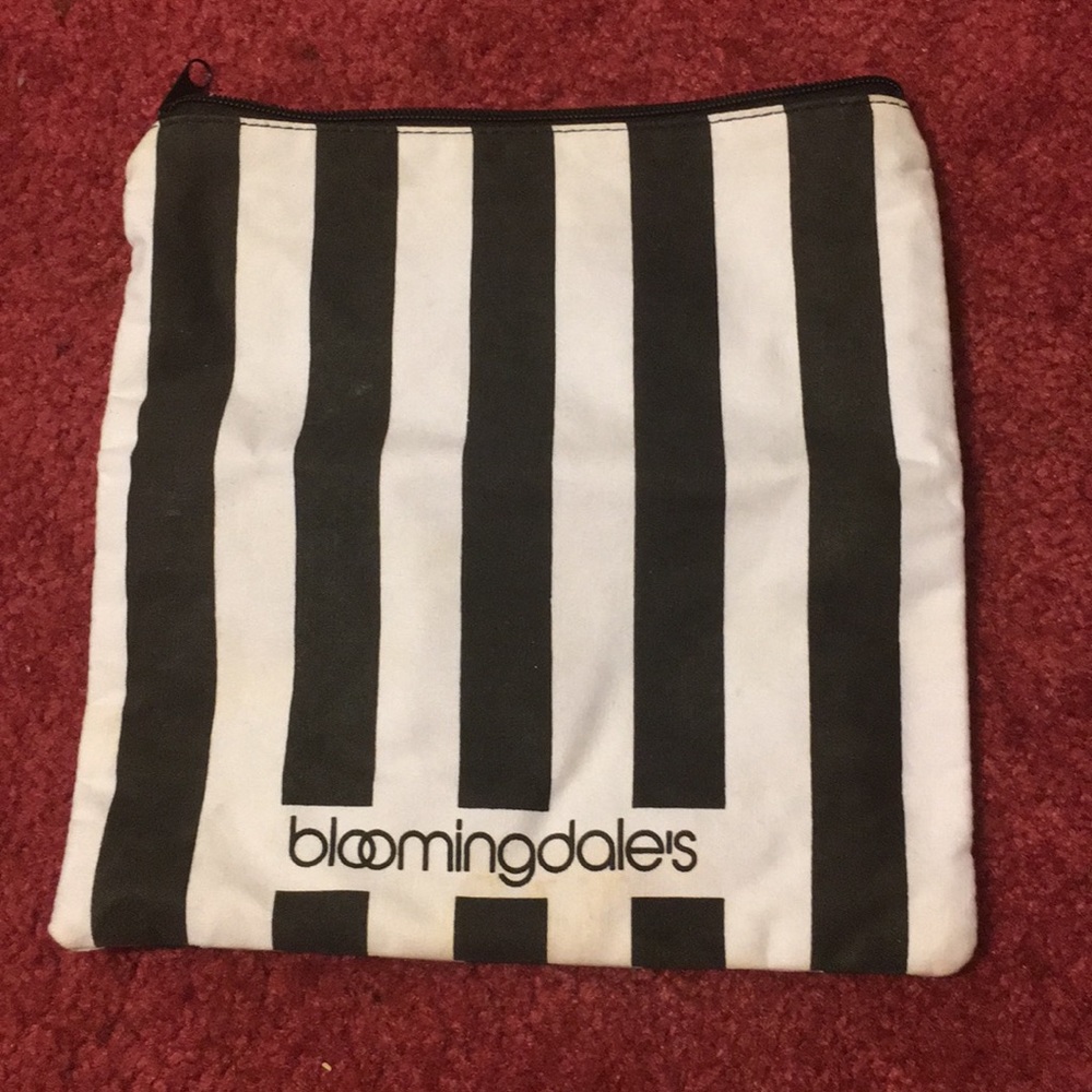 Bags - Picture 2 of 3